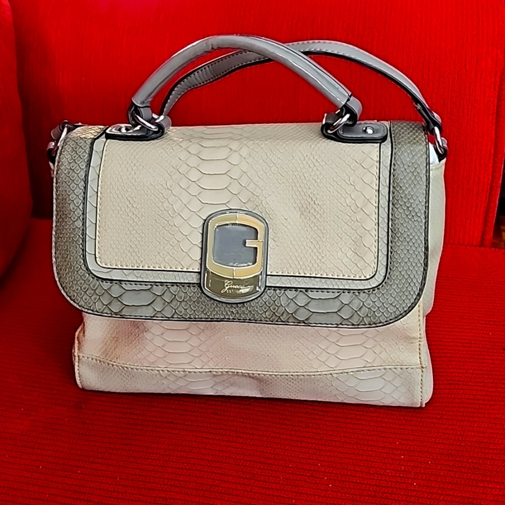 Guess beige and grey croc purse